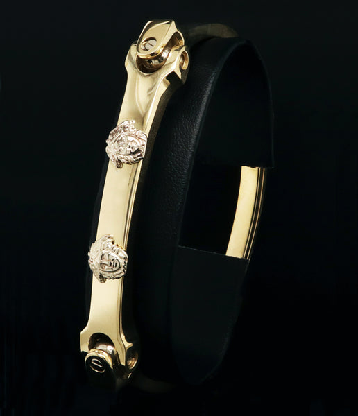Versace Meander Bangle Bracelet for Men | UK Online Store | Mens gold  jewelry, Man gold bracelet design, Bracelets for men