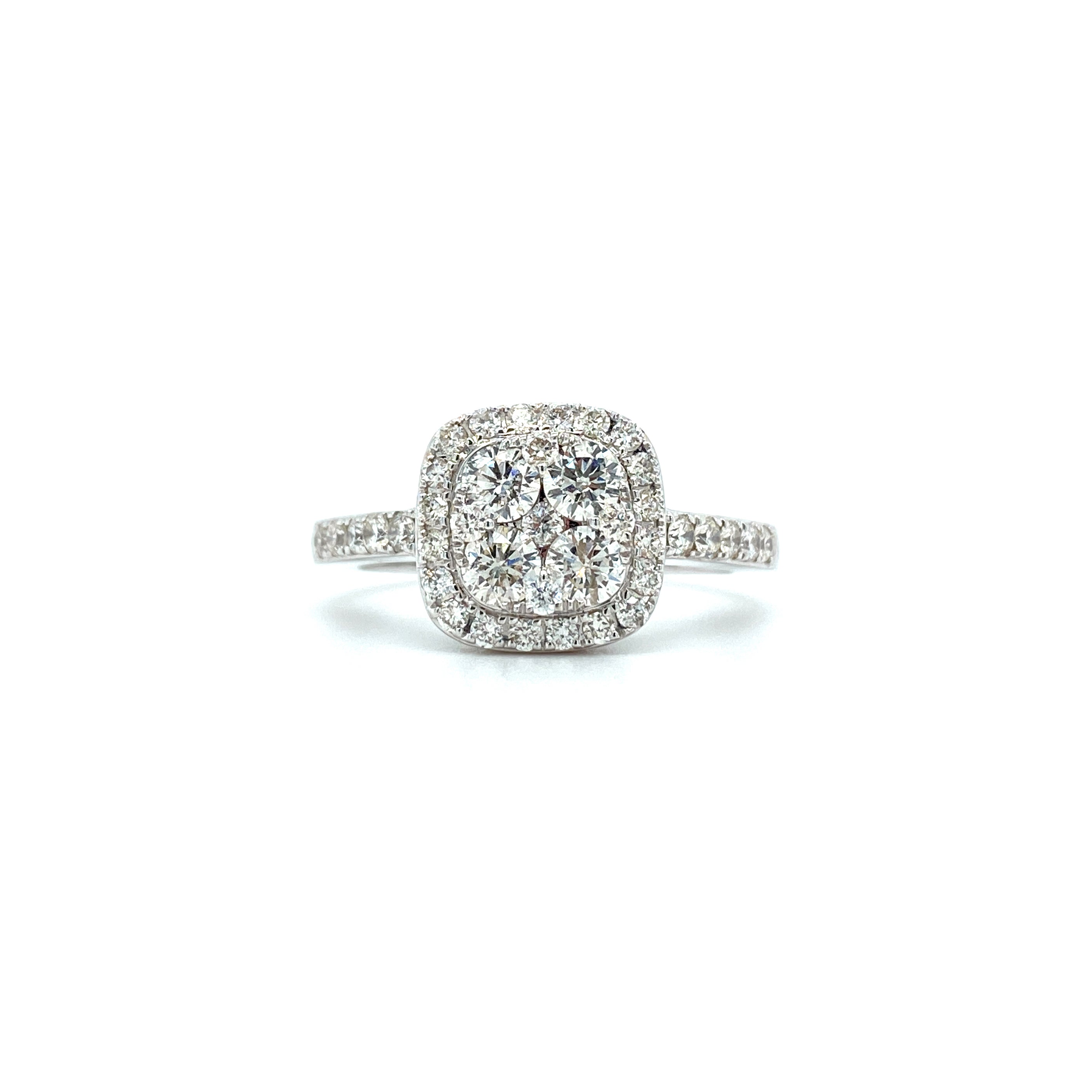 18K WHITE GOLD DIAMOND ENGAGEMENT RING