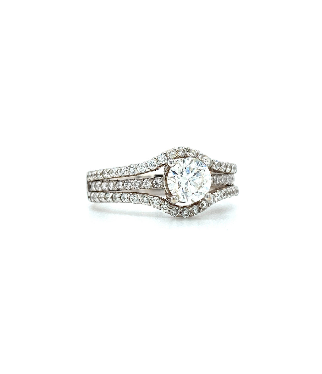14K WHITE GOLD SOLITAIRE DIAMOND ENGAGEMENT RING